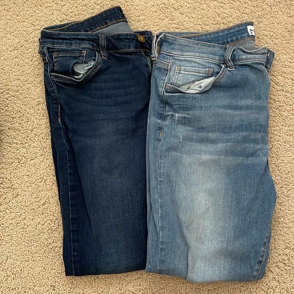 Bundle Studio Blue and Prosperity Jeans